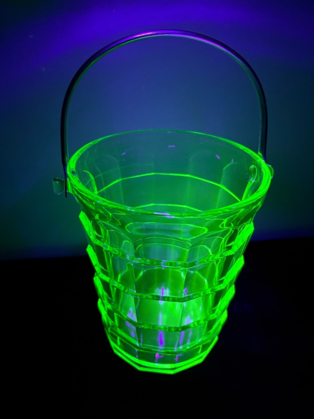 Indiana Glass Co. Uranium Glass Tea Room Pattern 600 1926-1931